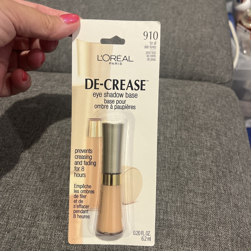 L'Oréal De-Crease Eye Shadow Base #910 For All Skin Tones. Read